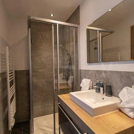 아파트 A Casa Rubin & *