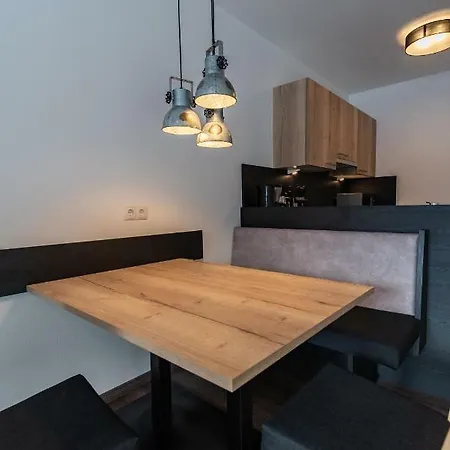 아파트 A Casa Rubin & *