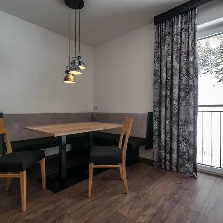 아파트 A Casa Rubin & *