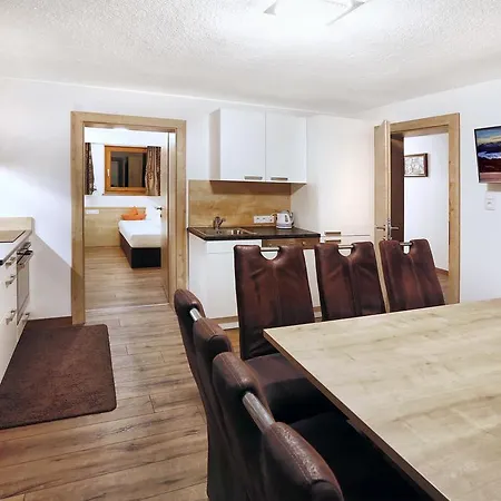 A Casa Rubin & Apartament Sölden